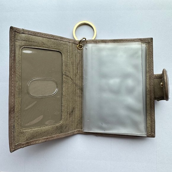 Buxton Wallet with Keychain - Picture 7 of 7